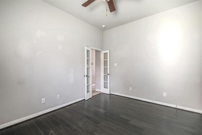 Building Photo - 3916 Joshs Cv