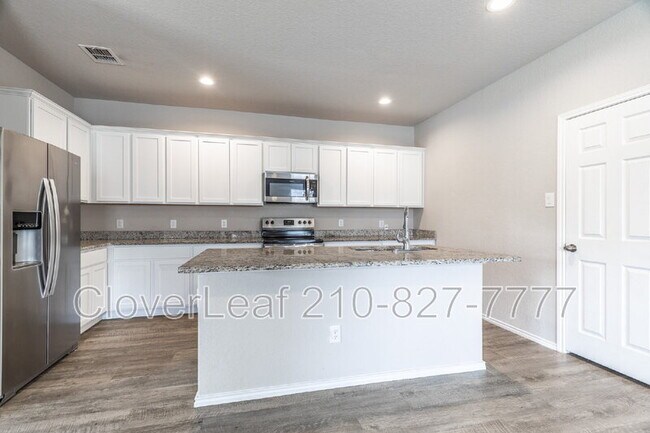 Building Photo - 13040 Heathers Sun