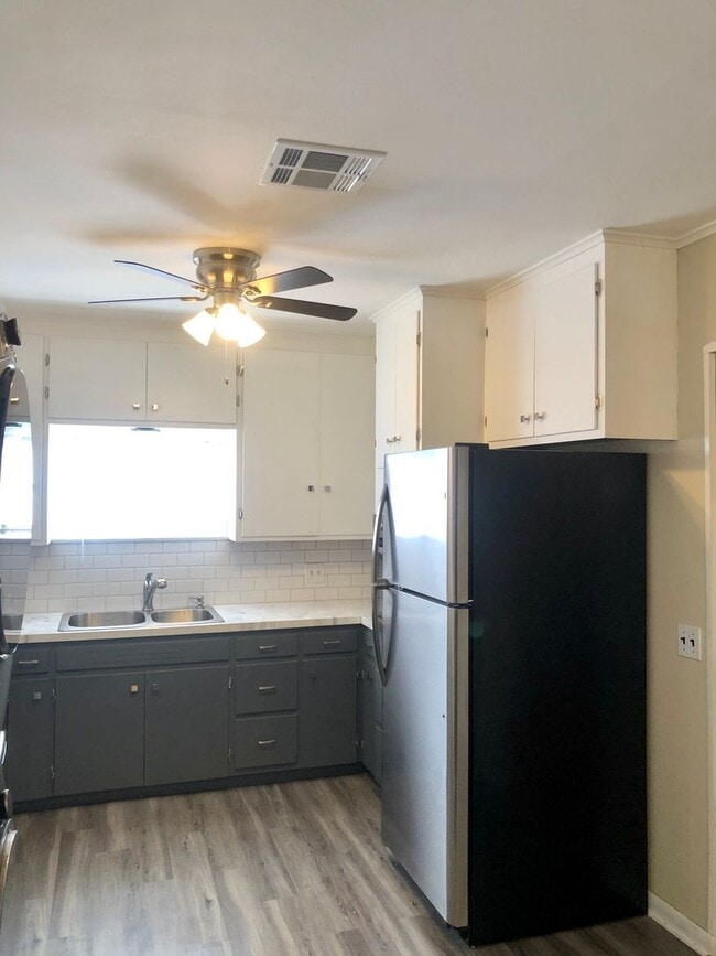 Building Photo - Burns Holdings, LLC - 3613 - 3617 (KC*)