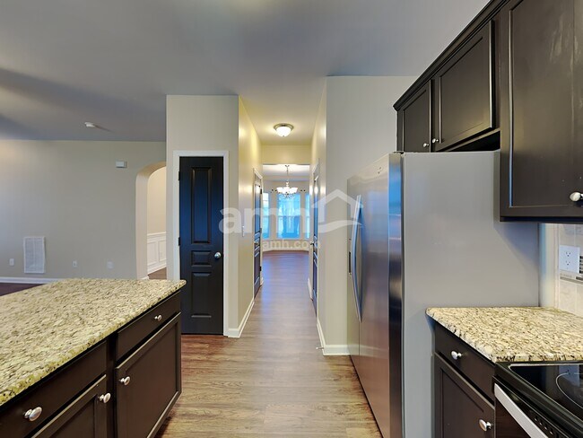 Building Photo - 1507 Bitter Creek Drive