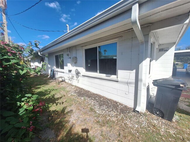 Building Photo - 1738 Caribbean Cir