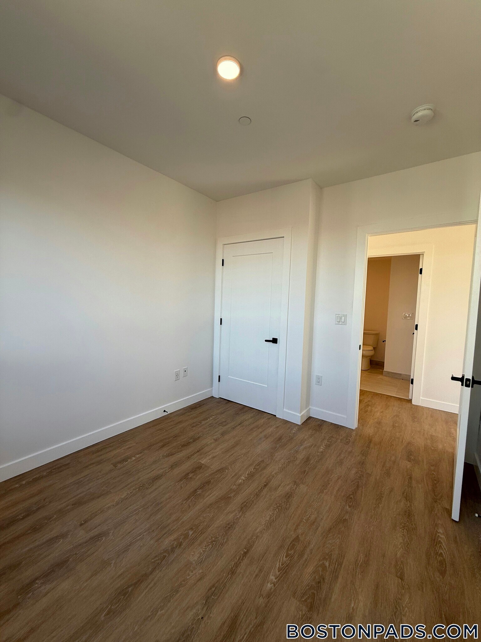 Building Photo - 199 Gardner St