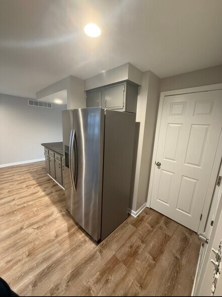 Building Photo - 40 Wheatfield Cir