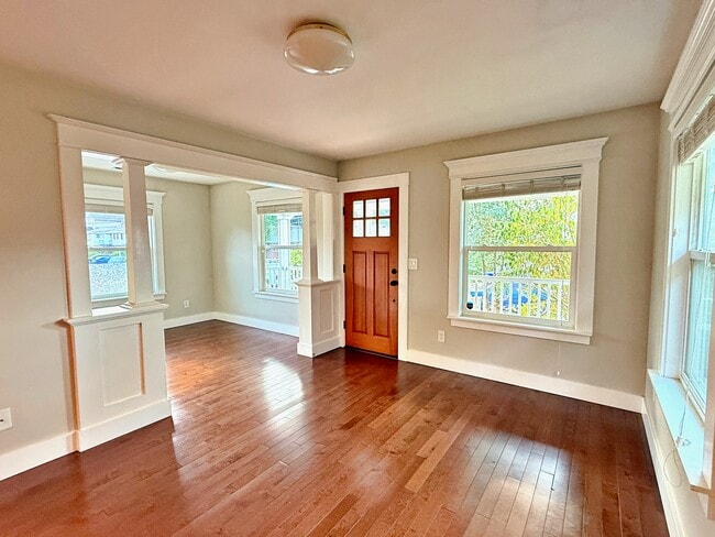 Building Photo - 3628 SE 49th Ave