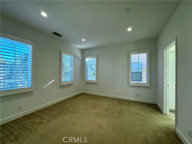 Building Photo - 121 Alumroot