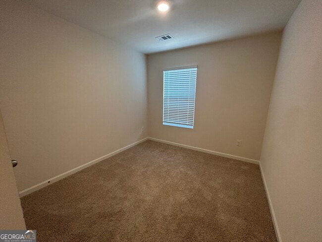 Building Photo - 5320 Barberry Ave