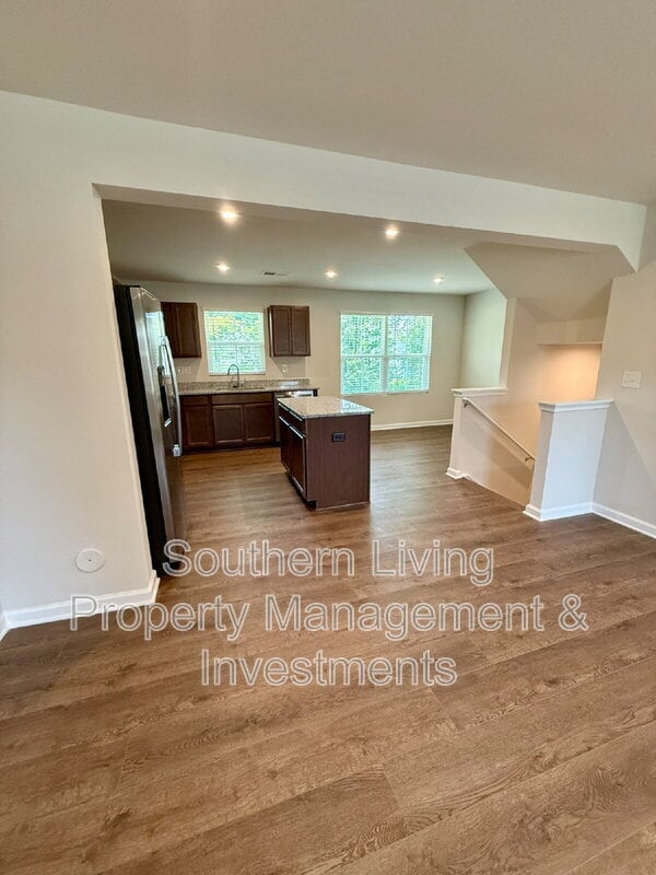 Building Photo - 7726 Capstan Trl