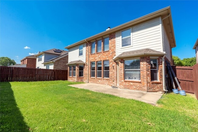 Building Photo - 2012 Meadow View Dr