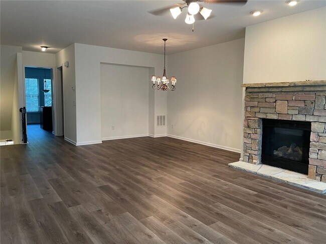 Building Photo - 4378 Grove Field Ct NW