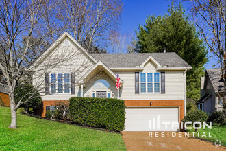 Building Photo - 109 Peak Hill Cir