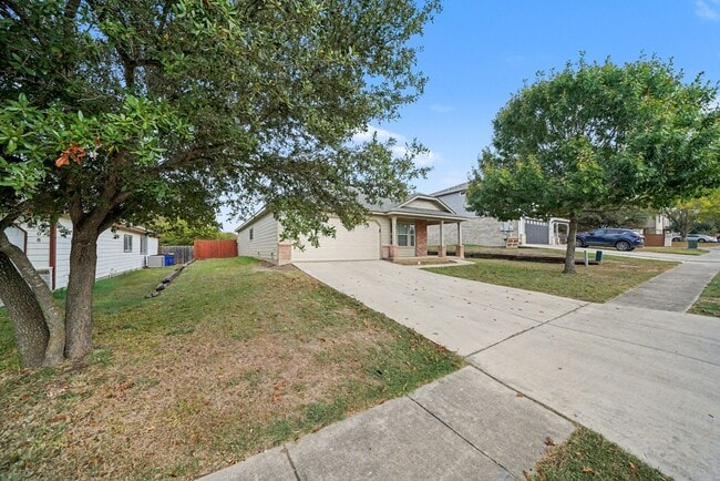 Building Photo - Charming Single-Story in Cibolo - Realtor Commission: $500
