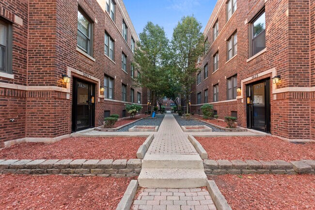 Building Photo - 3825 N Fremont St