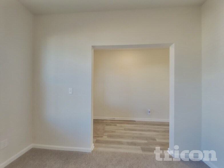 Building Photo - 278 Limestone Cir