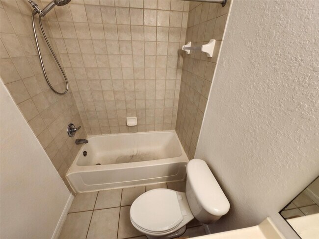 Building Photo - 14905 Pleasant Bay Ln