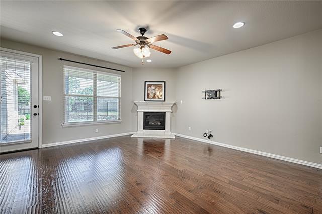 Building Photo - 8000 Choctaw Ln
