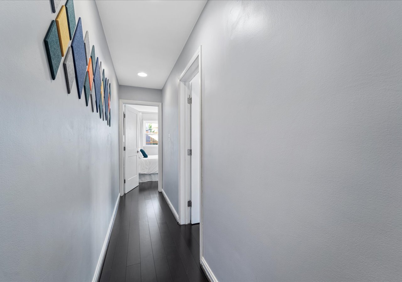 Down the hallway are both bedrooms and bathroom - 706A W Glebe Rd