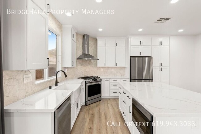 Building Photo - 1048 Sunset Crossing Point