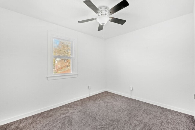 Building Photo - AVAILABLE JULY 1ST! ABSOLUTELY GORGEOUS & RENOVATED 2 bedroom in CASTLE SHANNON!