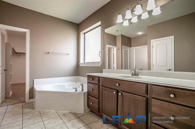 Building Photo - 11178 Monarch Dr