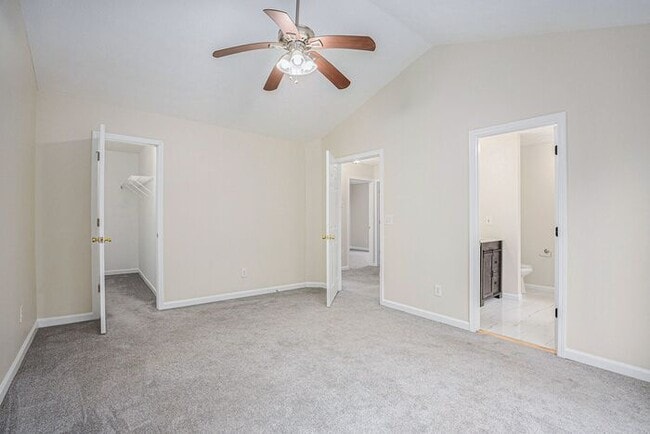 Building Photo - Fully Renovated 3BR/3BA Home with Bonus Room in Lawrenceville!