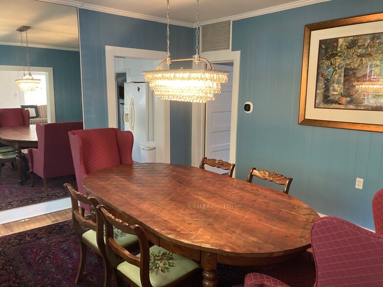 Dining Room - 624 Union St