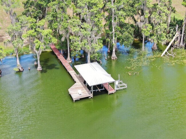 Building Photo - 11921 Fort King Hwy