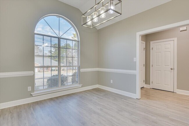 Building Photo - 4604 Brittany Dr