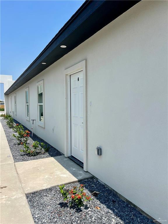 Building Photo - 1817 Monaco Dr