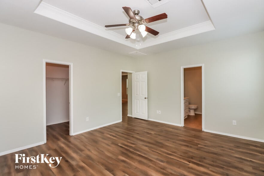 Building Photo - 20114 Brookwood Holw