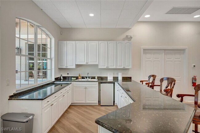 Building Photo - 7168 Lemuria Cir