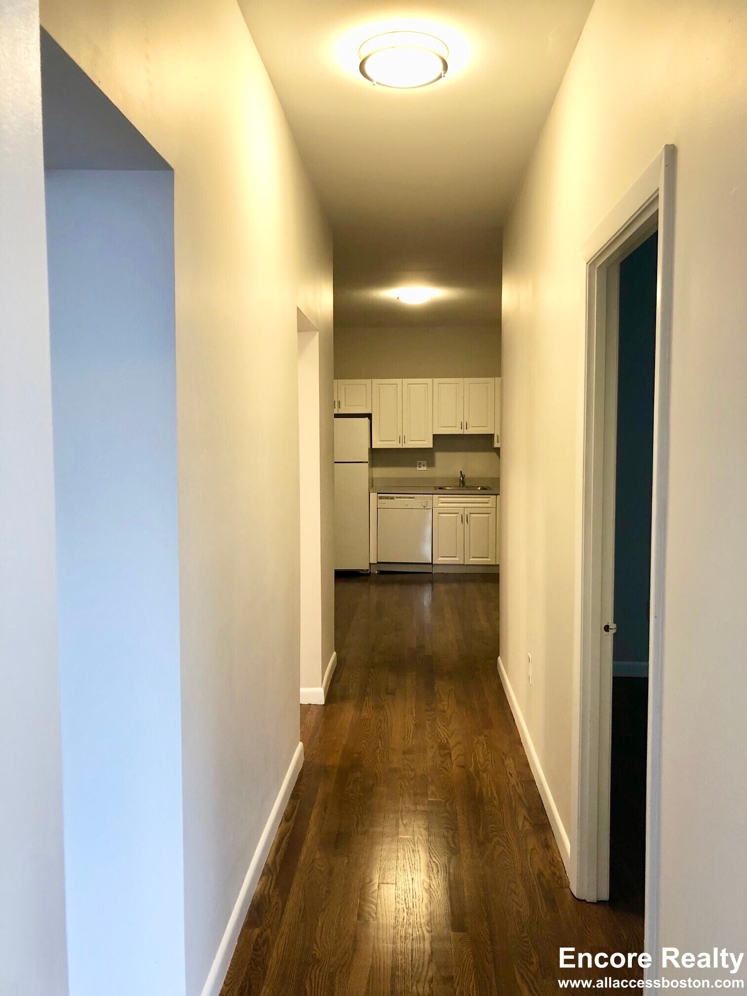 Building Photo - 15 Stearns Rd