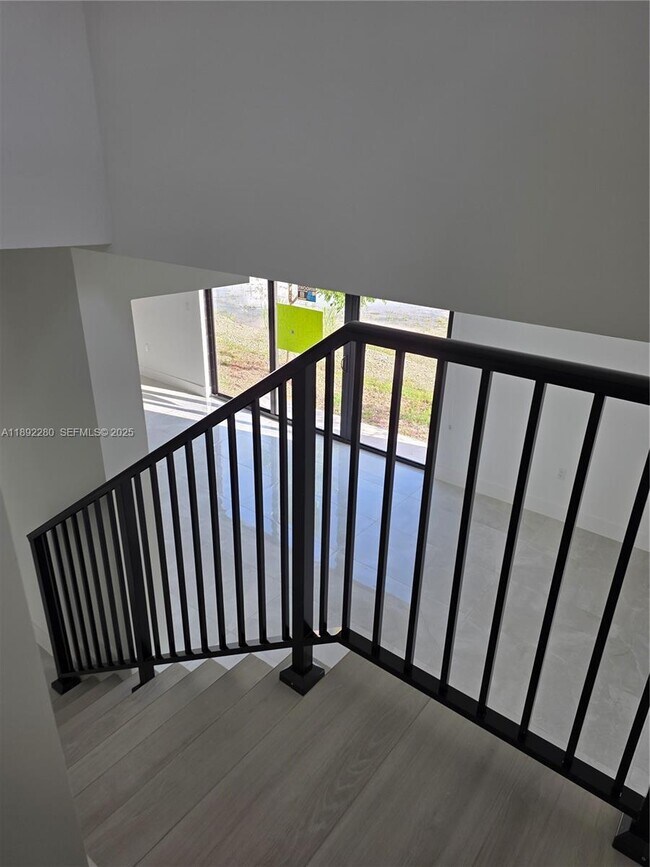 Building Photo - 1402 NW 1st St