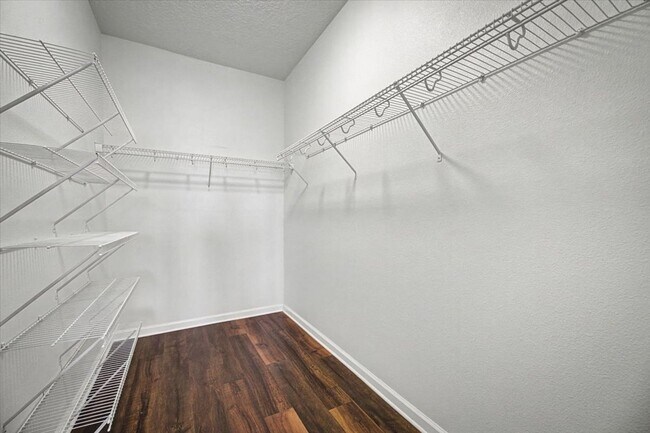 Building Photo - Peaceful Pond Views + Open Layout | 2BR + Office in Prime Location