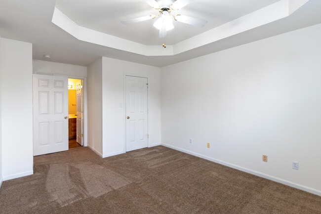 Building Photo - 5015 CARRIE RIDGE Dr