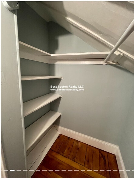 Building Photo - 309 Highland Ave