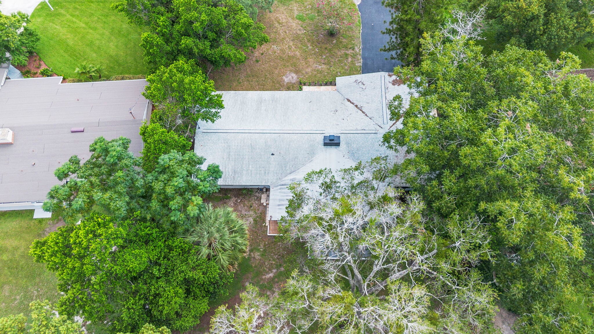 Building Photo - 505 Lake Shore Dr