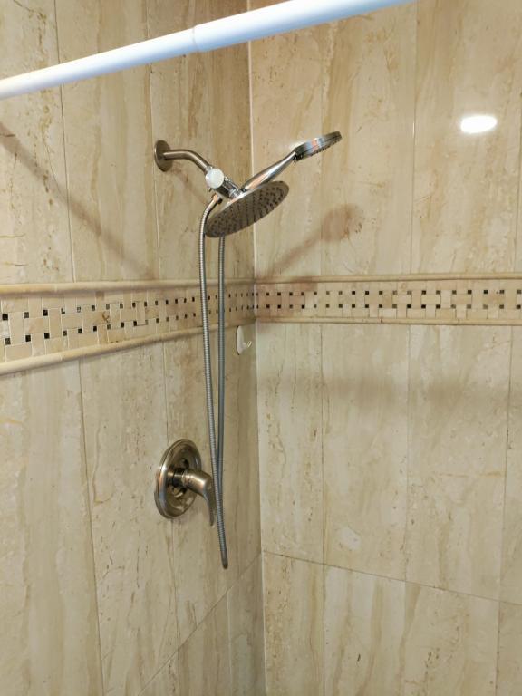 Building Photo - 4 Blaine Ct