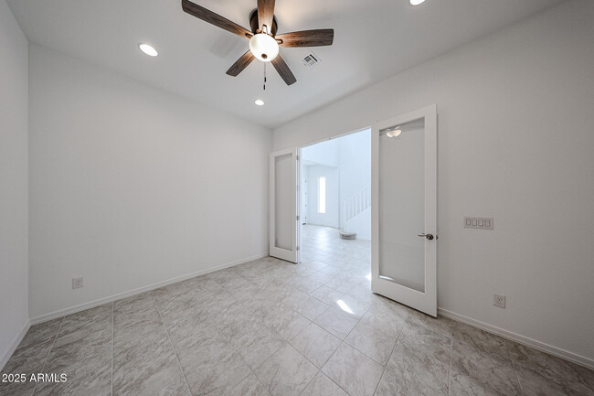 Building Photo - 25076 N 77th Dr