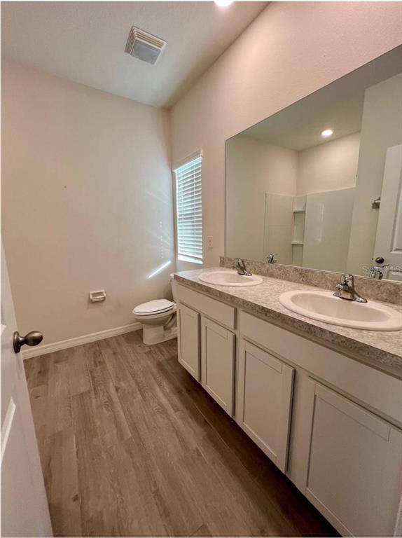 Building Photo - 6032 SW 84th St