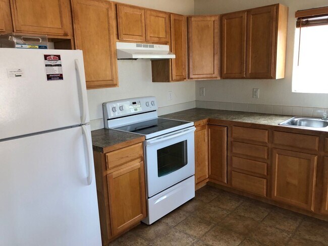Building Photo - Great Home in West Greeley