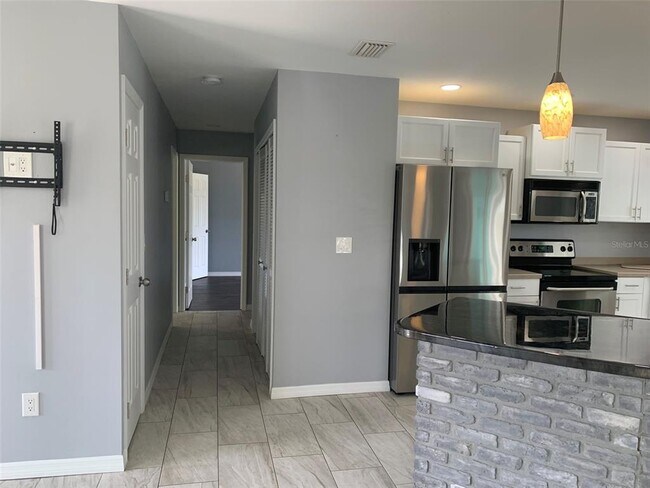 Building Photo - 9500 Attica Cir