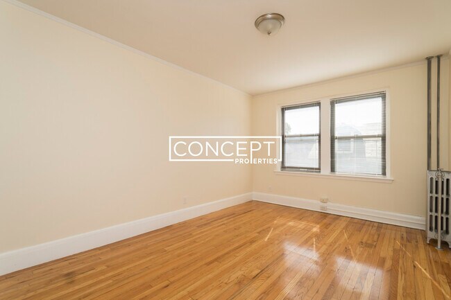 Primary Photo - 123 Highland Ave