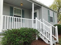 Building Photo - 1410 Irwin Ave