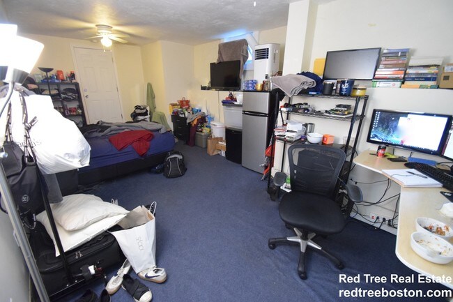 Building Photo - 24 Crosby Rd