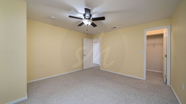 Building Photo - 8258 Cooper River Dr