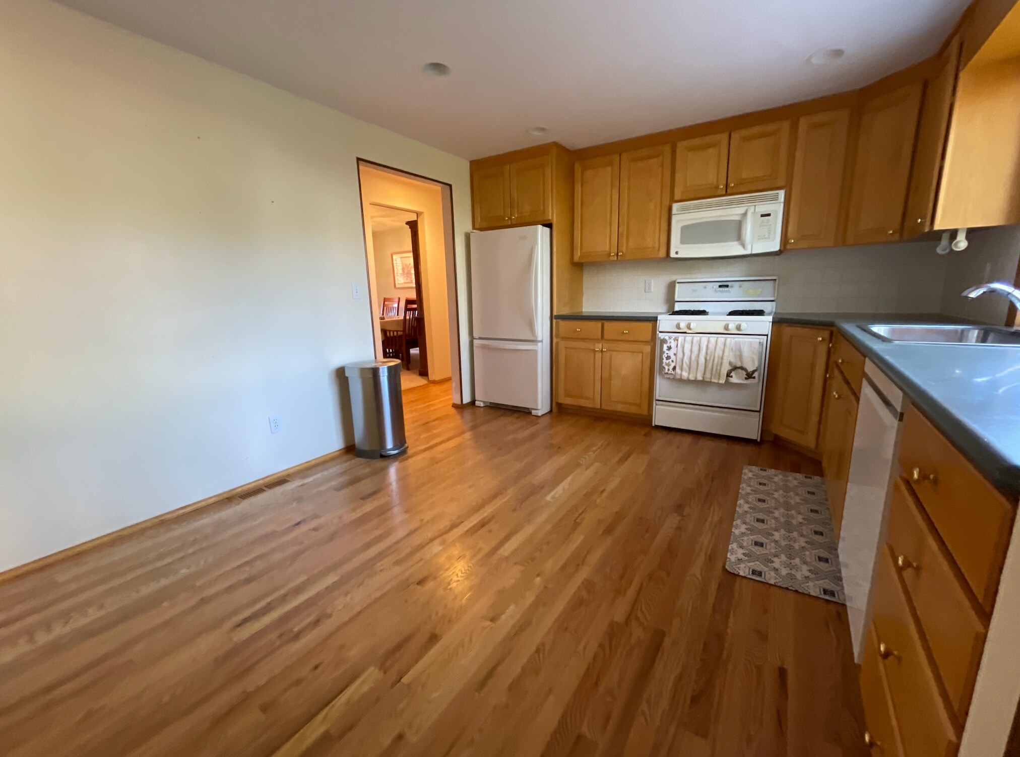 Building Photo - 13018 NE 111th Pl