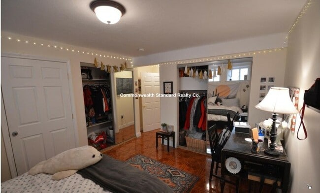 Building Photo - 94 Pleasant St