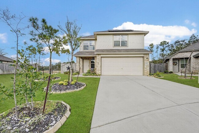 Building Photo - Welcome to this charming two-story home featuring 4-bedroom 2.5-bathroom, located on a peaceful C...