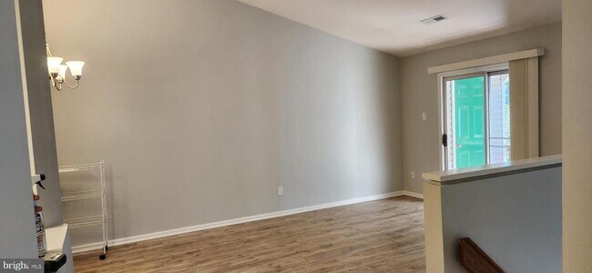 Building Photo - 6012 Wyncoop Ct