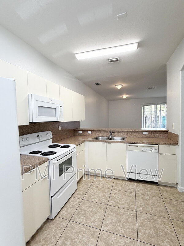 Building Photo - 15269 SW 88th Terrace